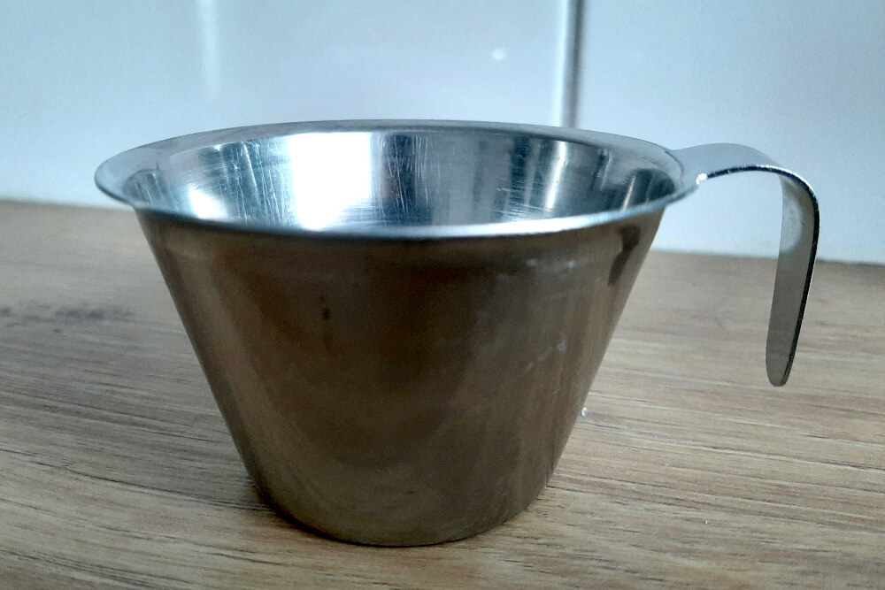 Wichtiges Werkzeug in der finnischen Küche: ein Dezilitermessbecher.
