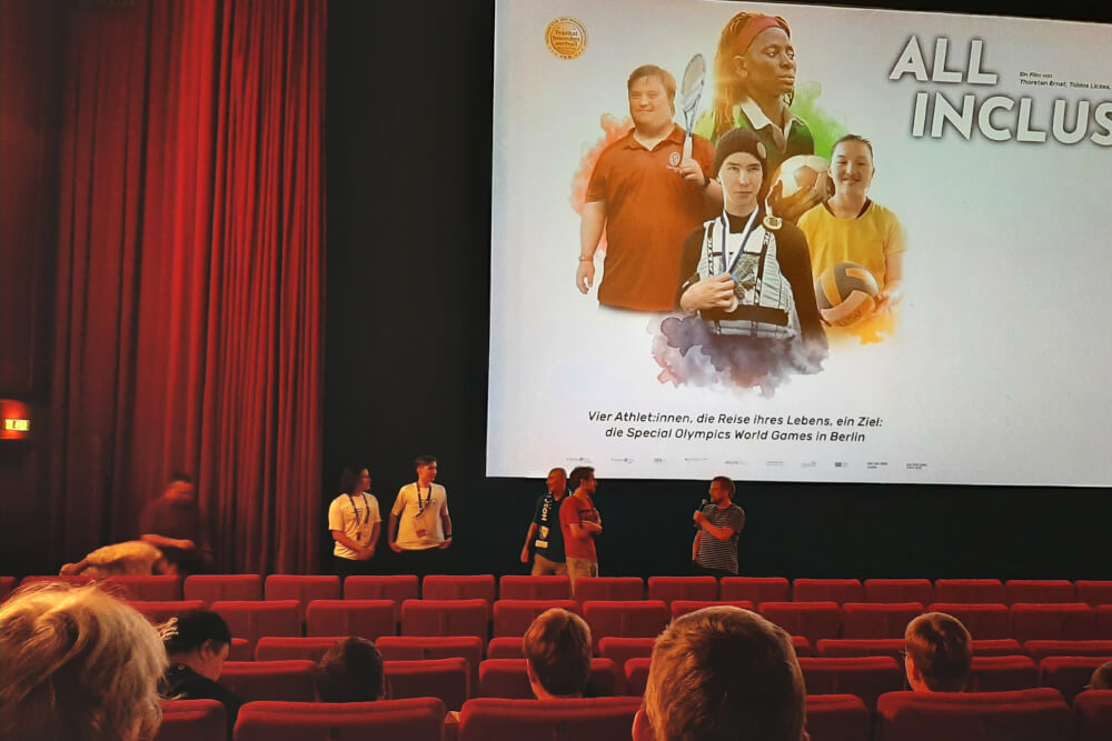 Vorführung des Films All Inclusive in Bochum im Beisein der finnischen Delegation der Special Olympics
