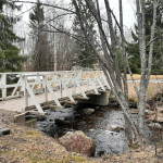 Holzbrücke auf Hupisaaret in Oulu